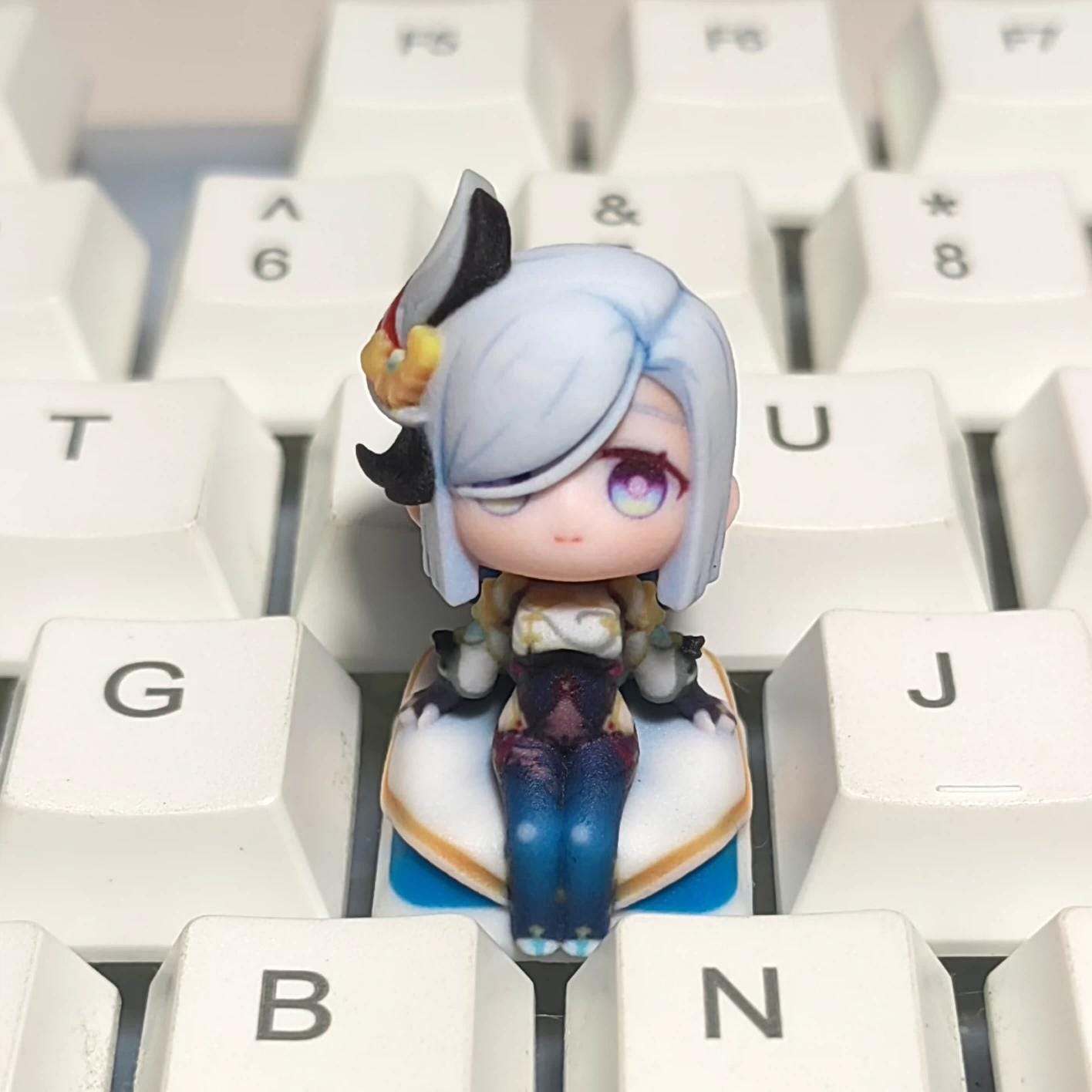 Genshin Impact Shenhe Chibi-Figure Keycap, Desk Decor | Universal Keycap Fit