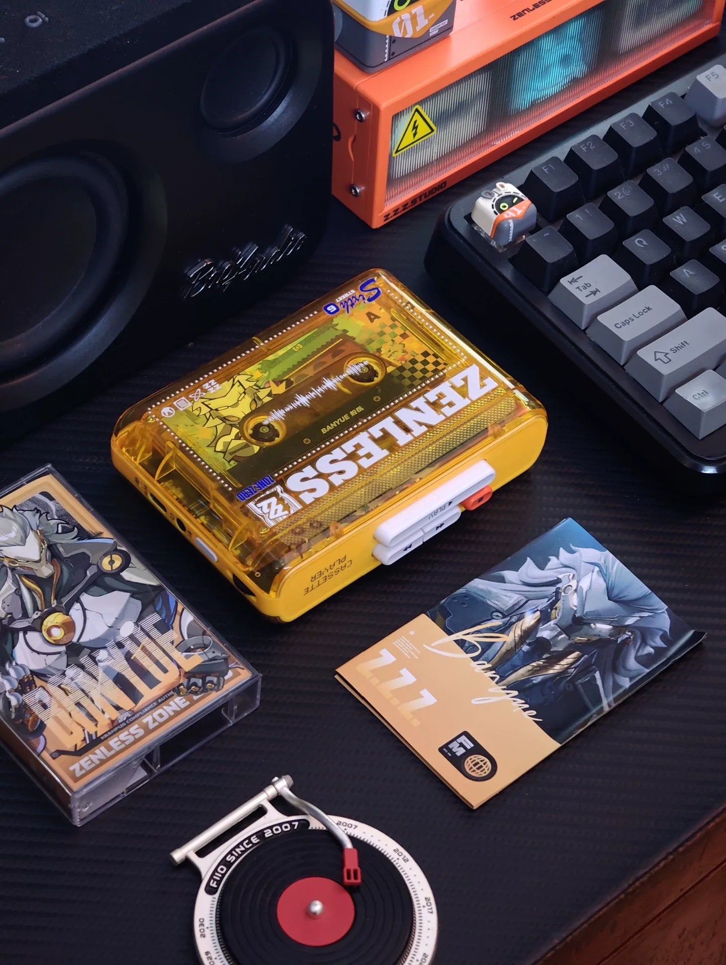 Zenless Zone Zero: Reproductor de casetes, música retro, reproductor de casetes portátil